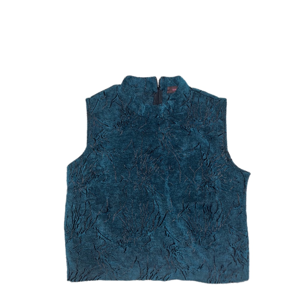 velour graphic crop top